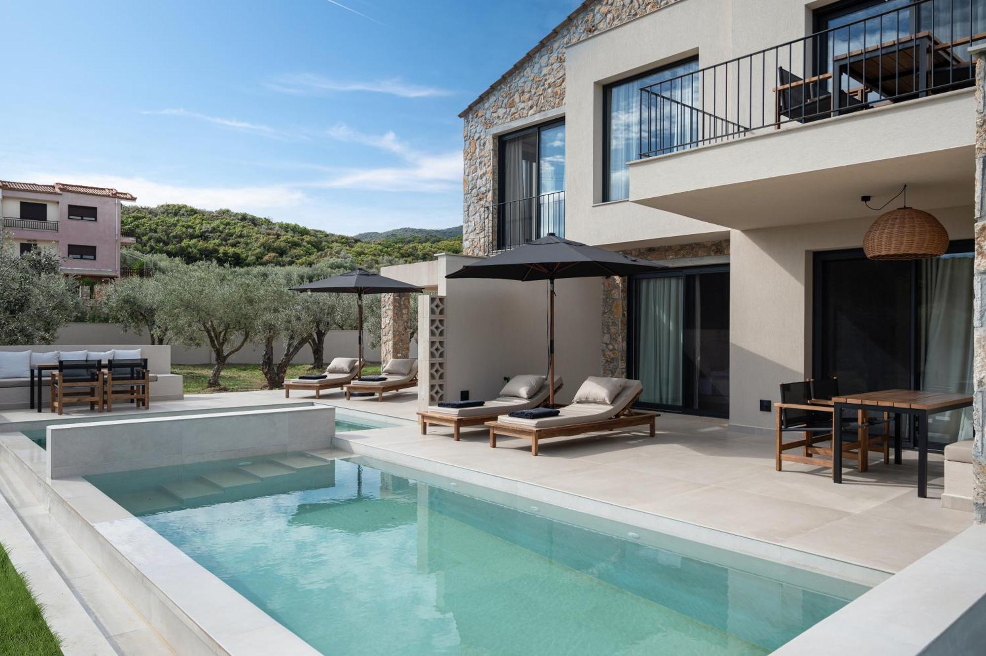 Olivera Suites Sarti Buitenkant foto
