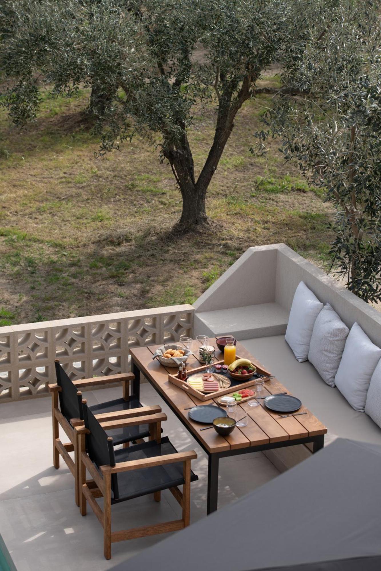 Olivera Suites Sarti Buitenkant foto