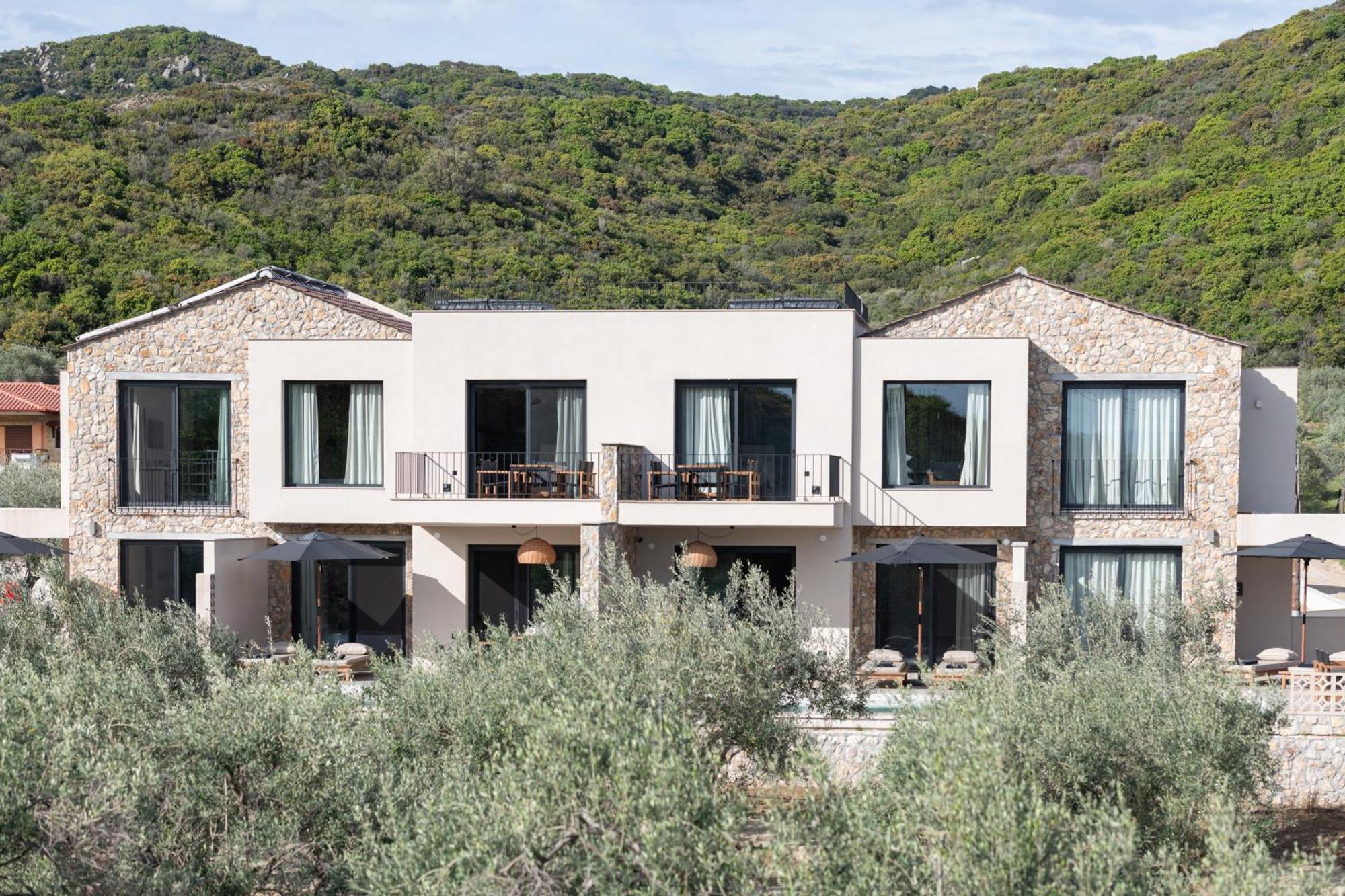 Olivera Suites Sarti Buitenkant foto