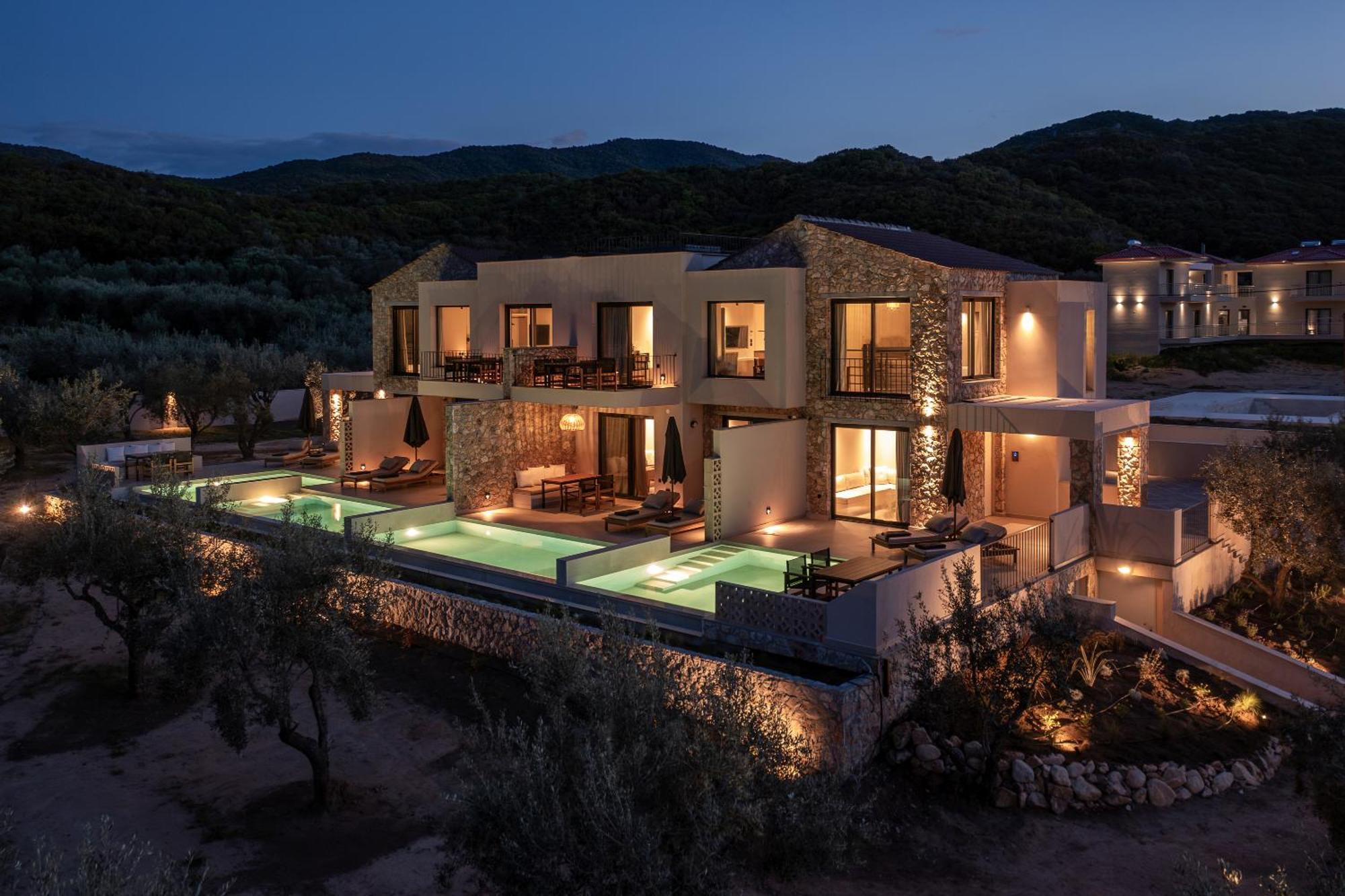 Olivera Suites Sarti Buitenkant foto