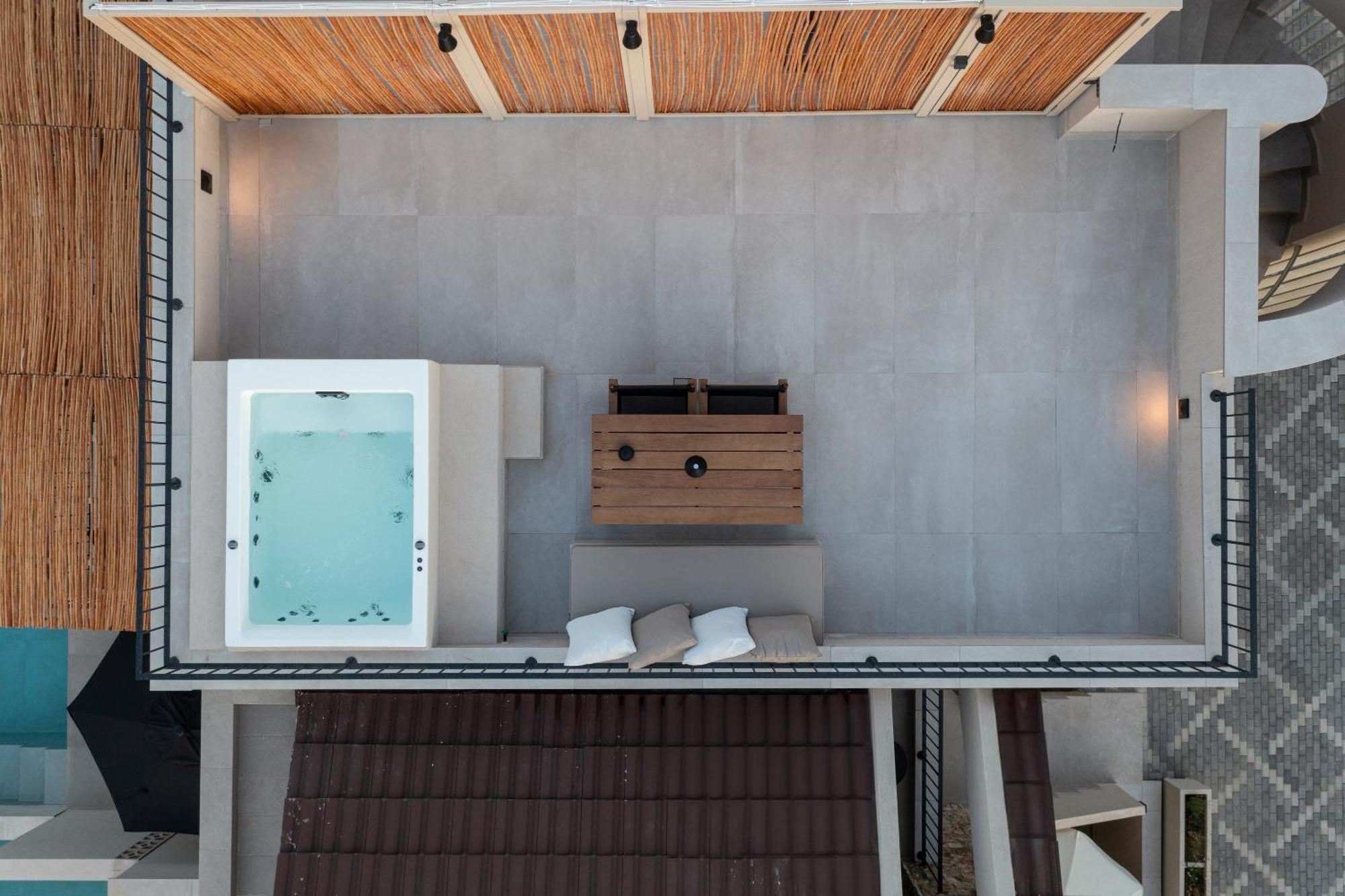 Olivera Suites Sarti Buitenkant foto