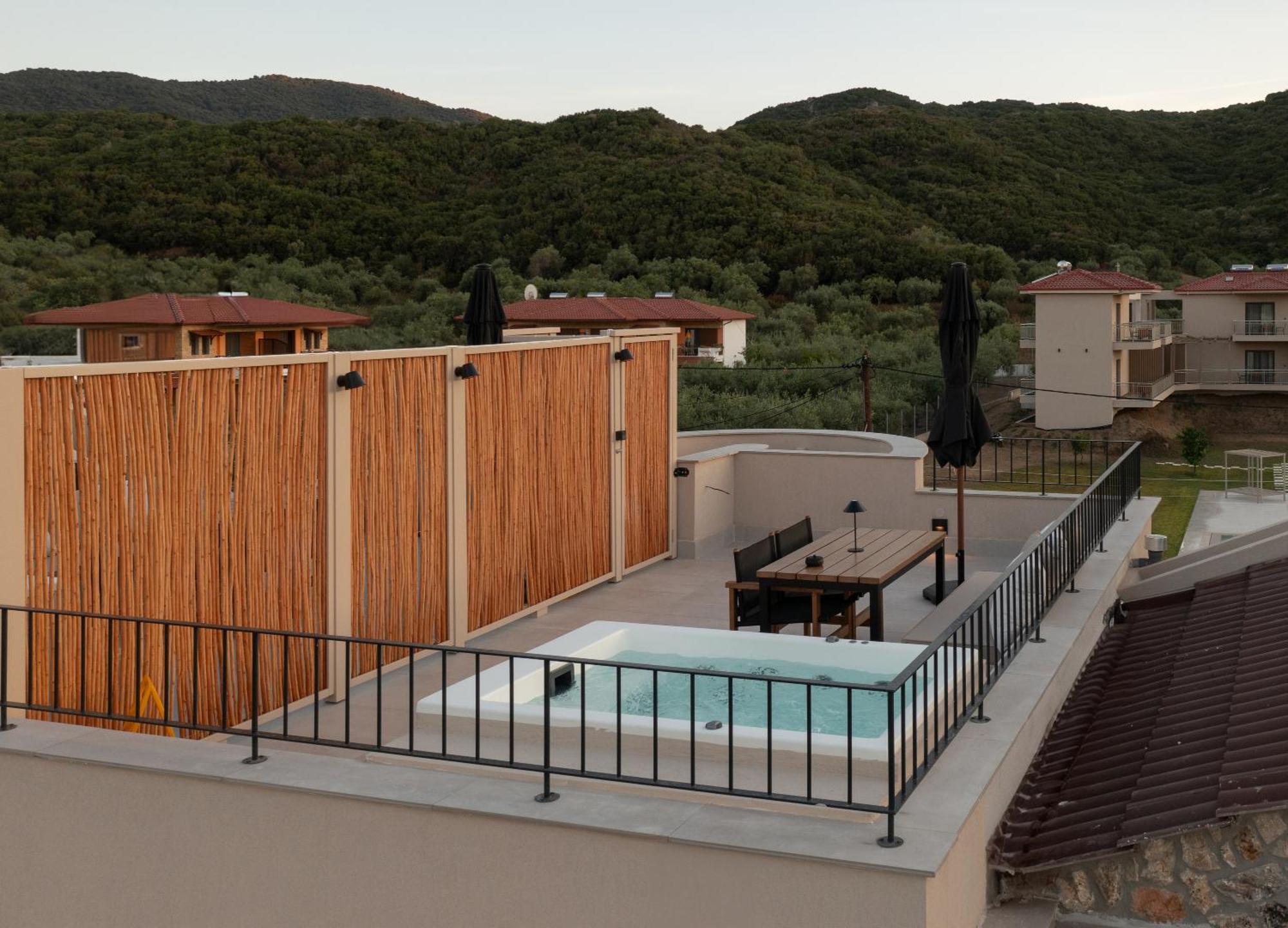 Olivera Suites Sarti Buitenkant foto